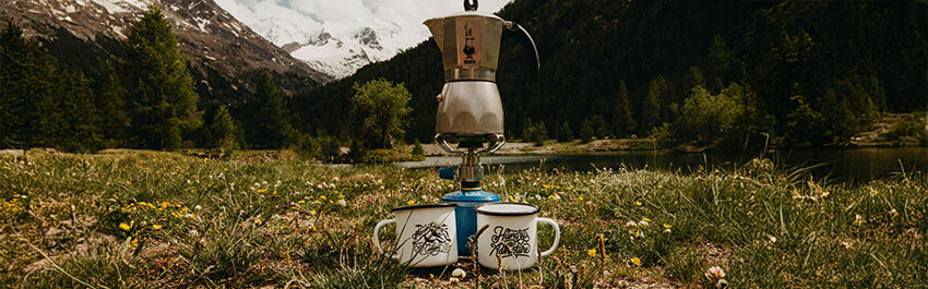 Moka pot per preparare il caffè sul fornello