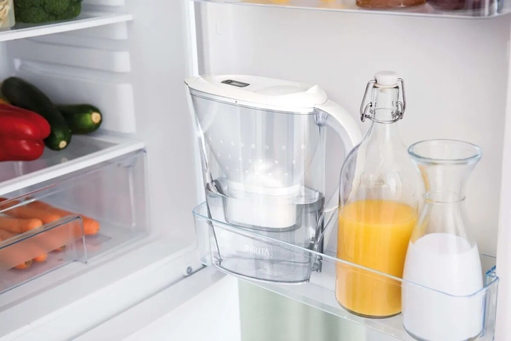 Brita - Caraffa filtrante Marella Bianca + 1 cartuccia Maxtra 2,4L